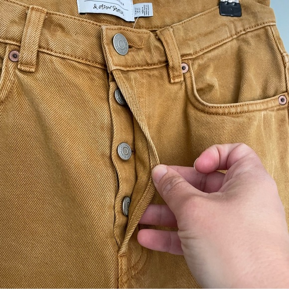 & Other Stories Straight Leg High Waist Jeans Mustard - Picture 5 of 16